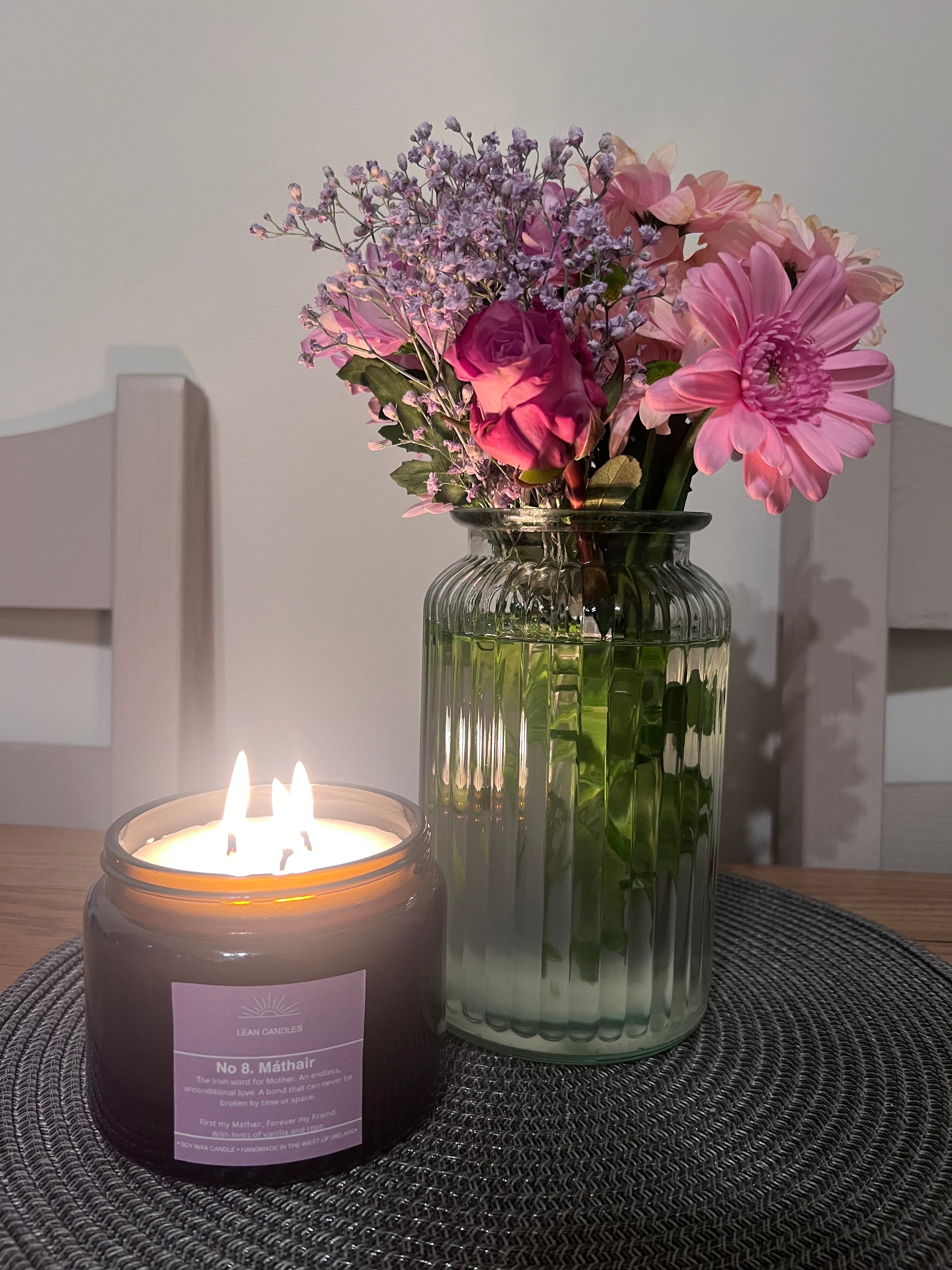 No.8 Mháthair Candle